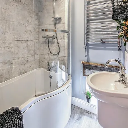 The Hideaway Low Hawsker *