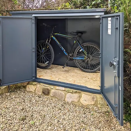 The Hideaway Low Hawsker *